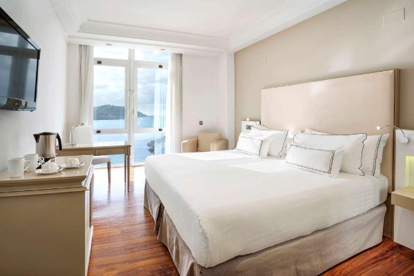 Hotel Meliá Maria Pita (A Coruña)